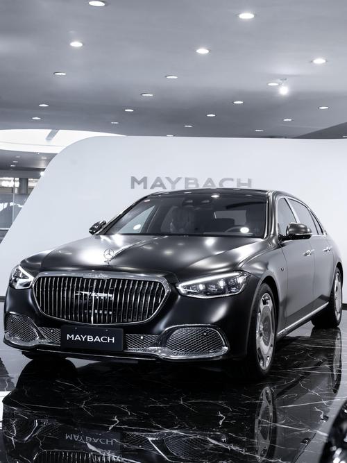 东莞61岚图汽车的售后服务让用户无忧出行，迈巴赫未来的豪华车趋势